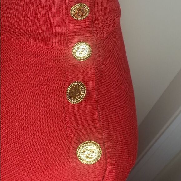 Embroidered heart sewing crest sweater - Picture 7 of 9